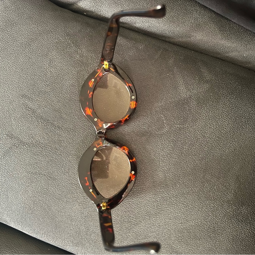 Fun Red Rhinestone Sunglasses - Picture 3 of 6